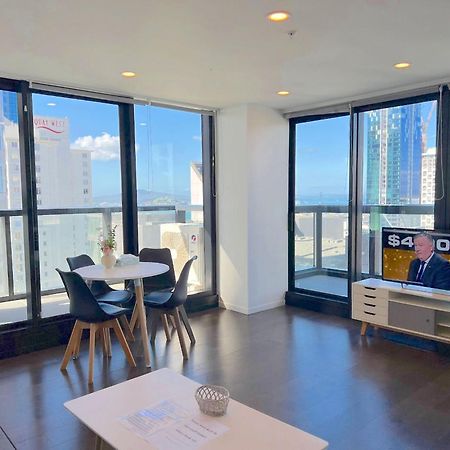 Magnificent Harbour View Skytower View Apartment In Cbd Auckland Eksteriør billede