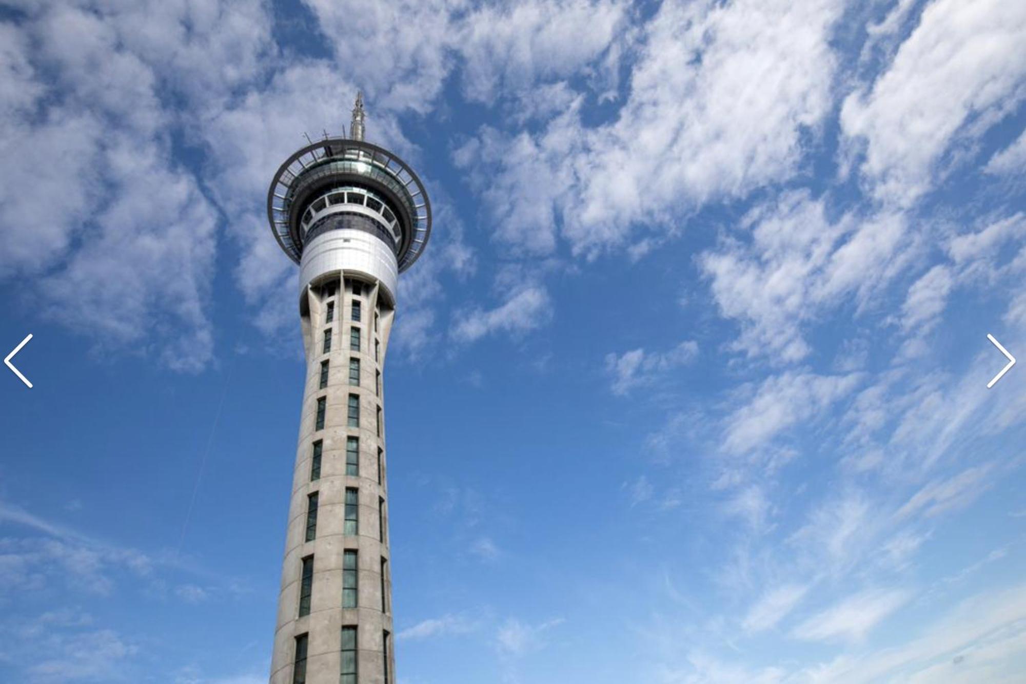 Magnificent Harbour View Skytower View Apartment In Cbd Auckland Eksteriør billede