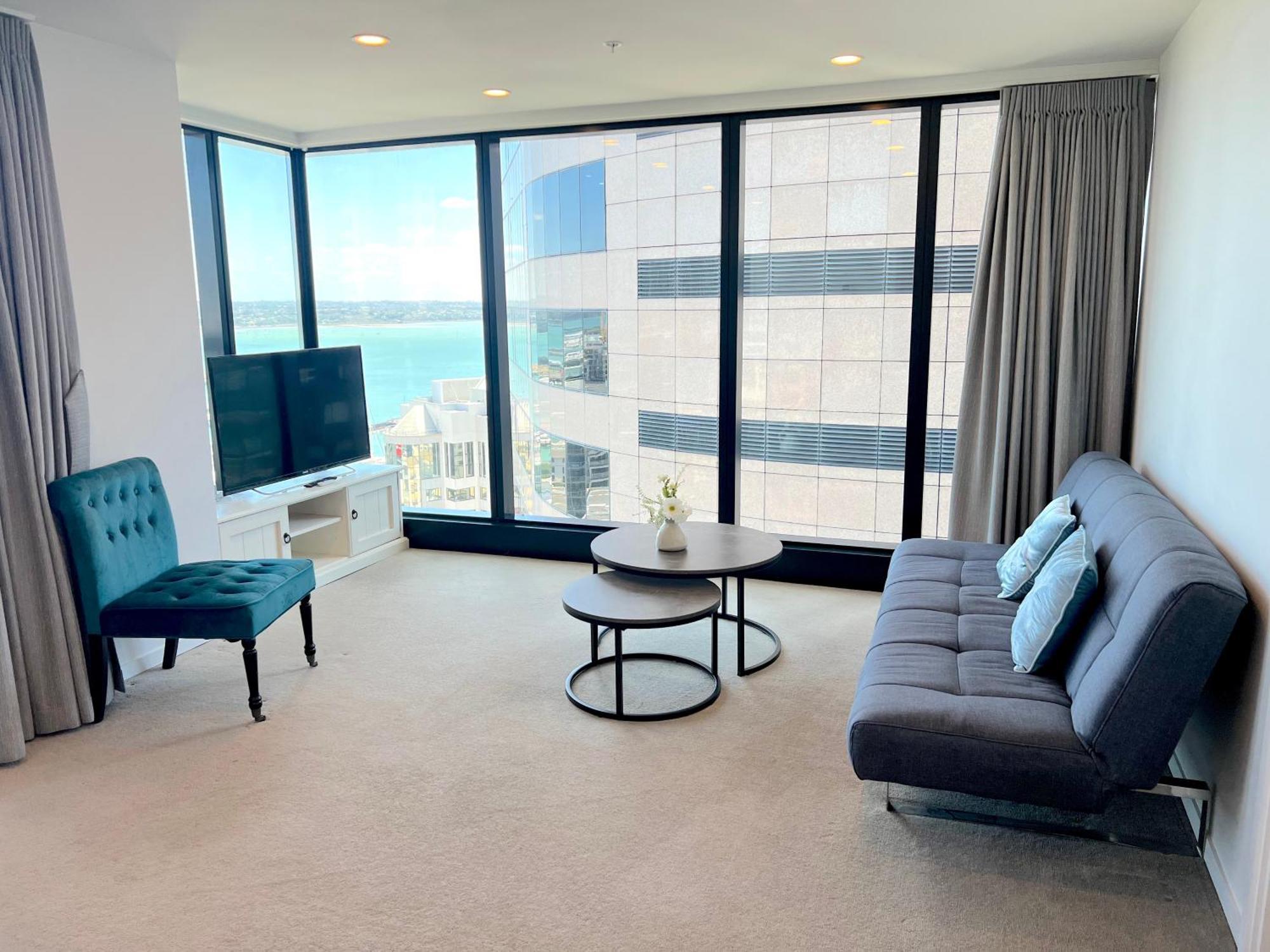 Magnificent Harbour View Skytower View Apartment In Cbd Auckland Eksteriør billede