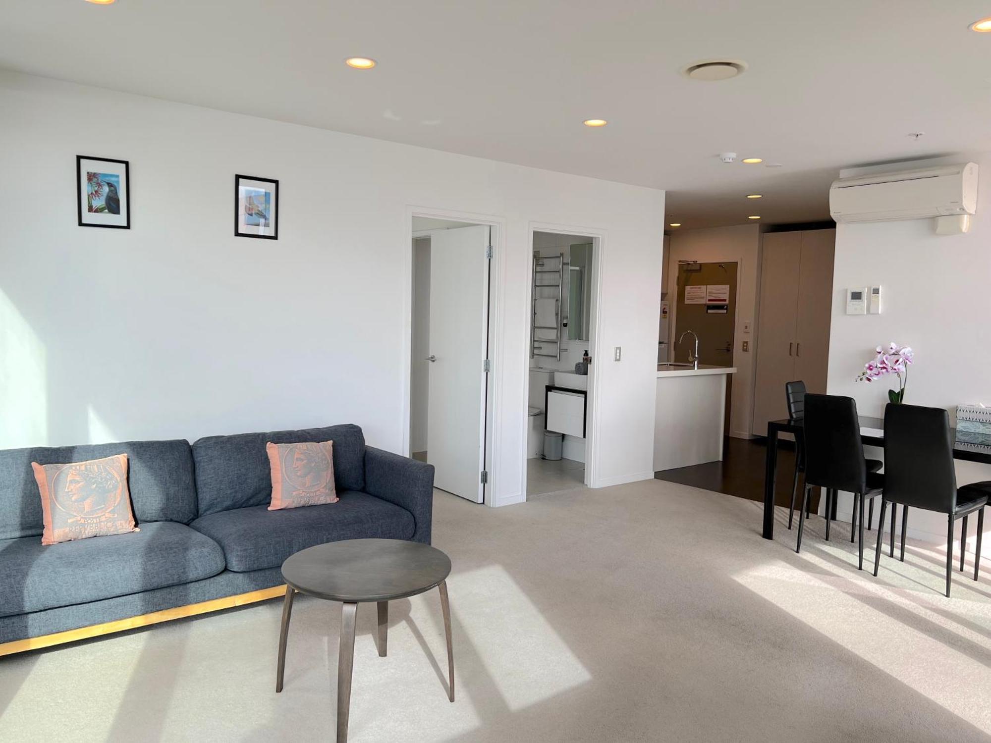 Magnificent Harbour View Skytower View Apartment In Cbd Auckland Eksteriør billede